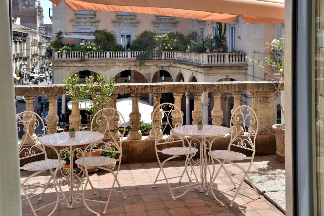 Bellini Inn Deluxe Катанія Екстер'єр фото